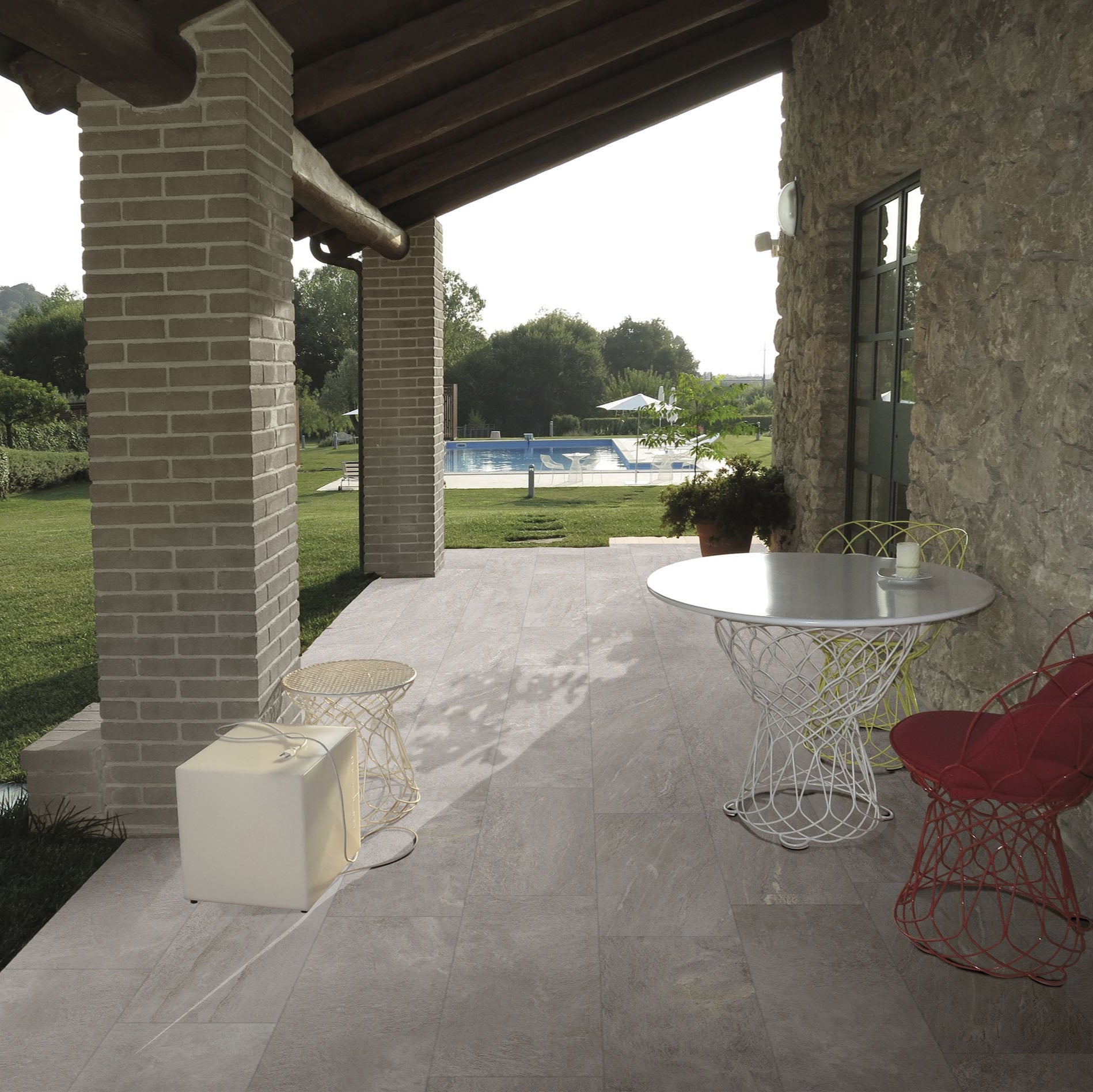 ELITE-GRES PORCELLANATO-EFFETTO ESTERNO-COLORE GRIGIO-CAMPIONE GRATUITO