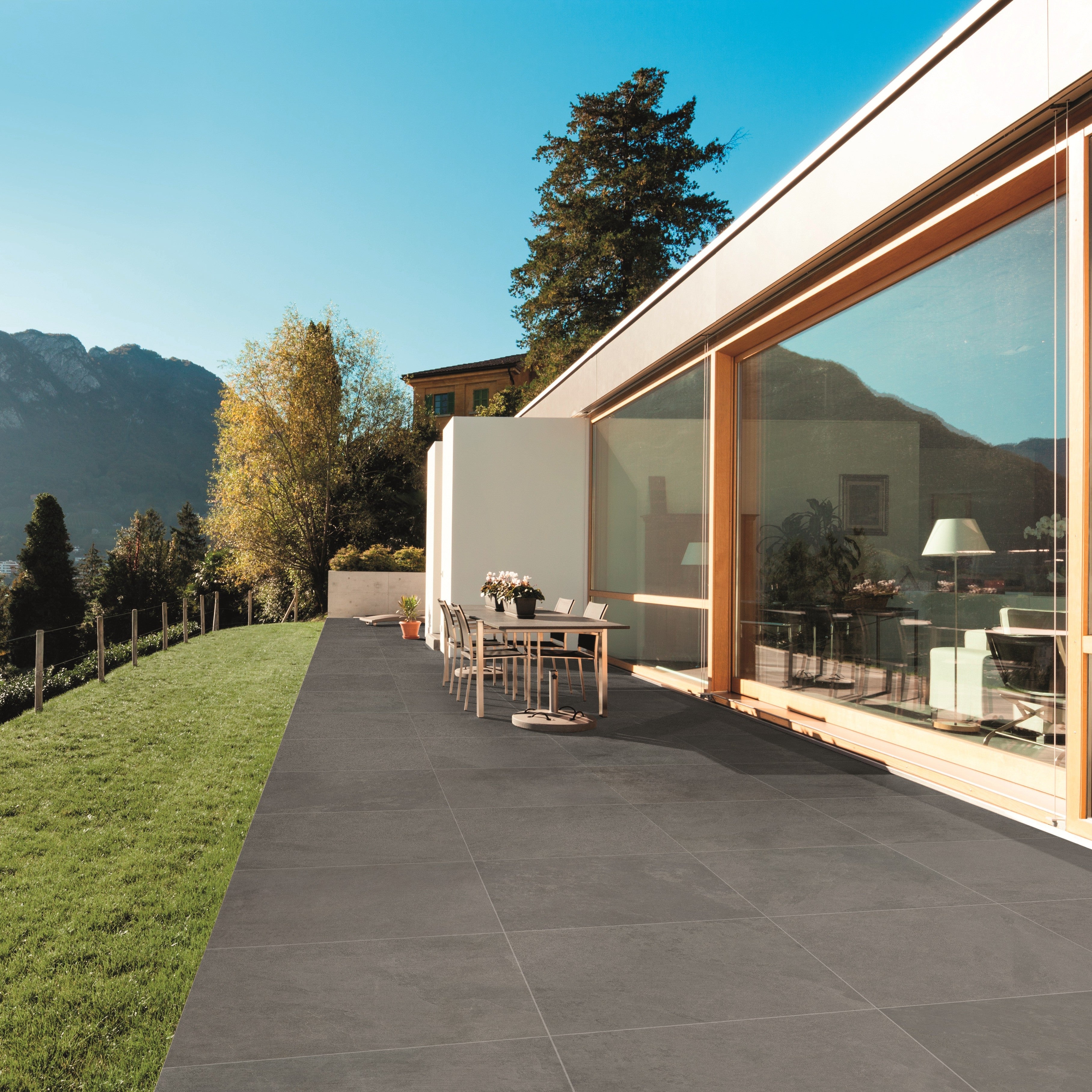 CORTECCIA-GRES PORCELLANATO-OUTDOOR-20MM-EFFETTO PIETRA-60X60-COLORE NERO